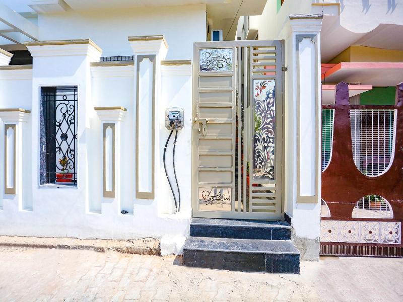 Fabexpress Aditya Guest House image