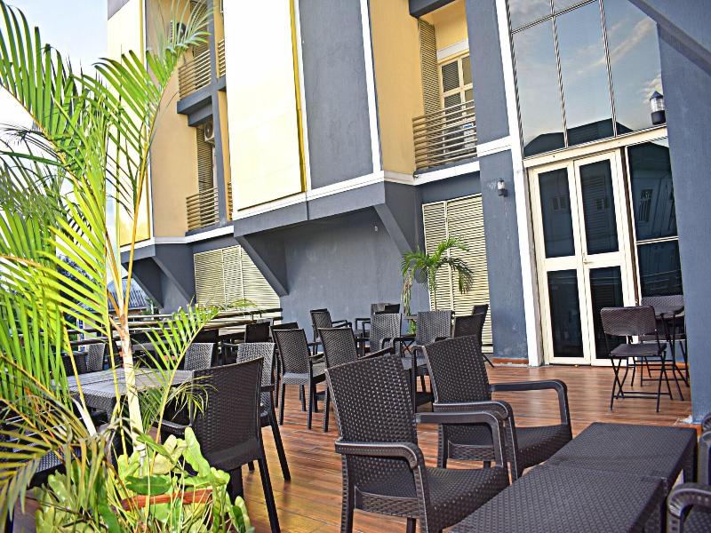 Davis Hotel & Suites image