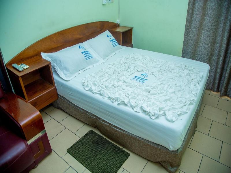 Résidence Hôtelière De Moungali image