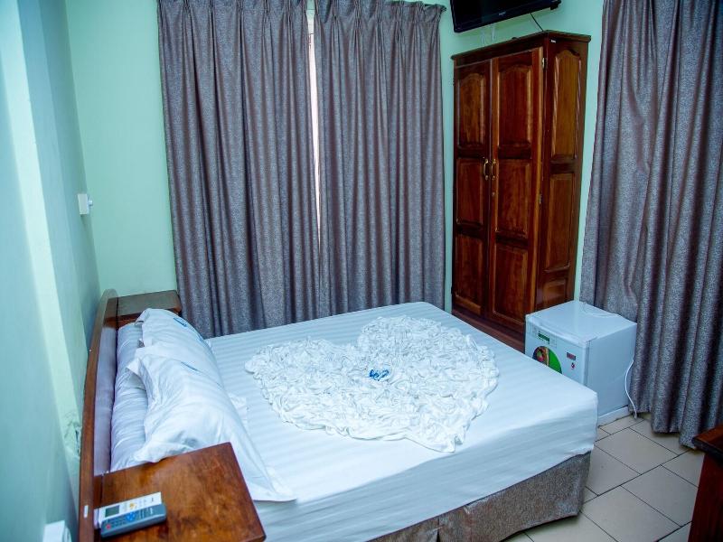 Résidence Hôtelière De Moungali image