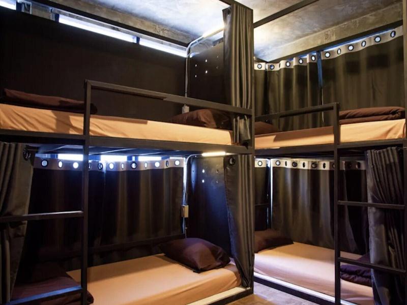 Area81 Hideout Hostel Khaosan image