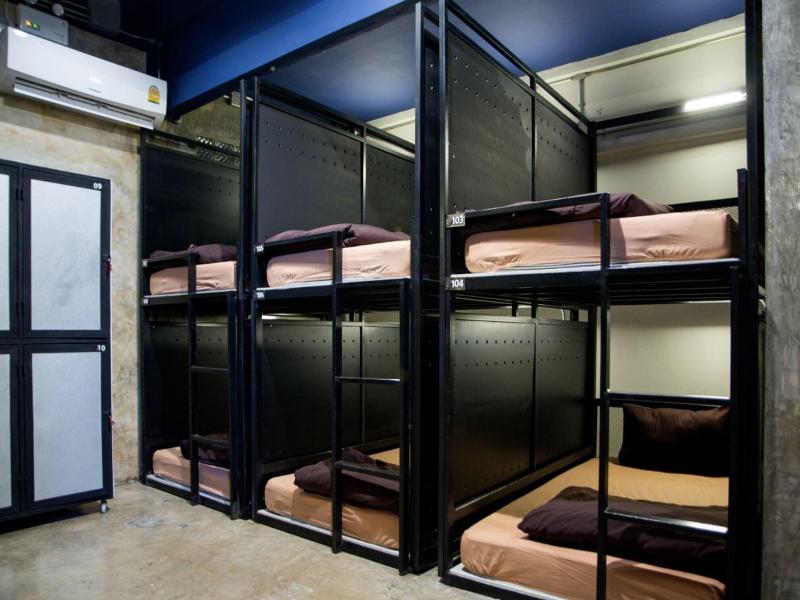 Area81 Hideout Hostel Khaosan image