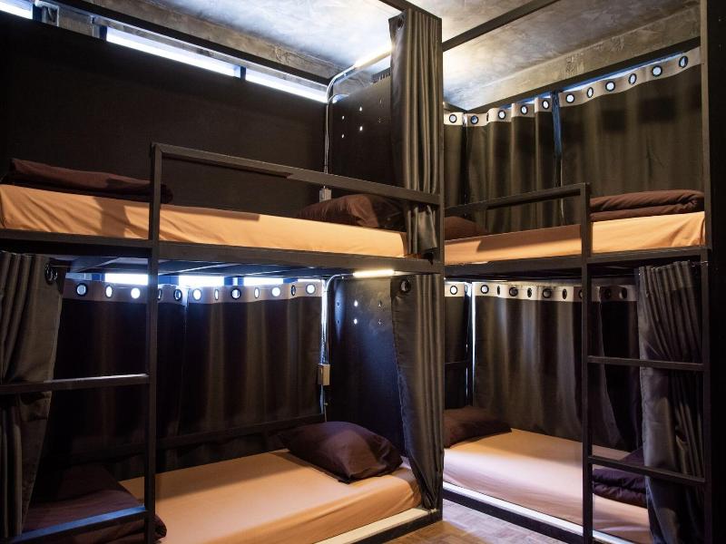 Area81 Hideout Hostel Khaosan image