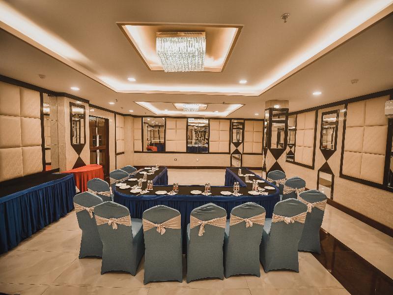 KONARK GRAND HOTEL