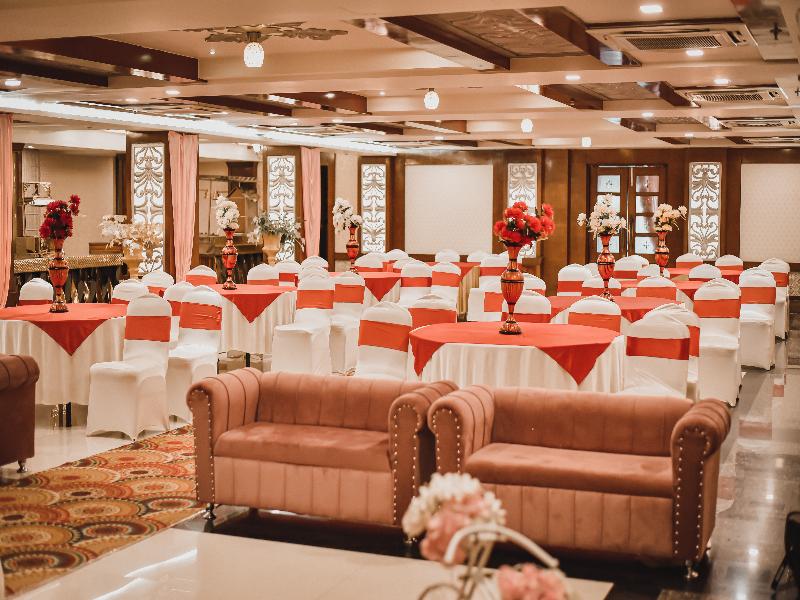 KONARK GRAND HOTEL