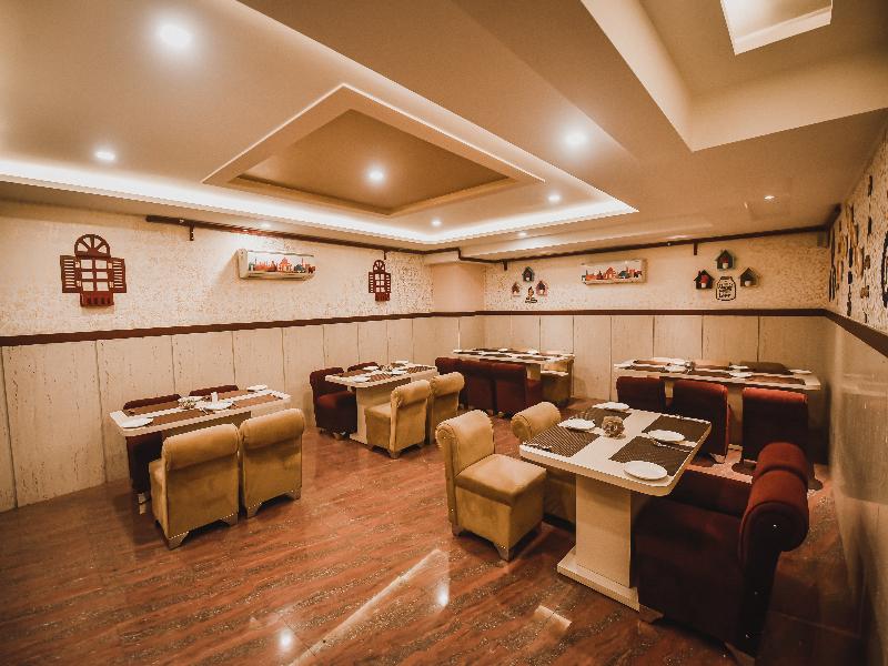 KONARK GRAND HOTEL
