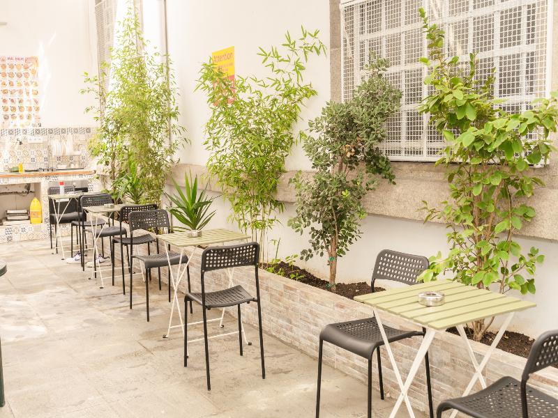 Fantasy Hostel Porto image