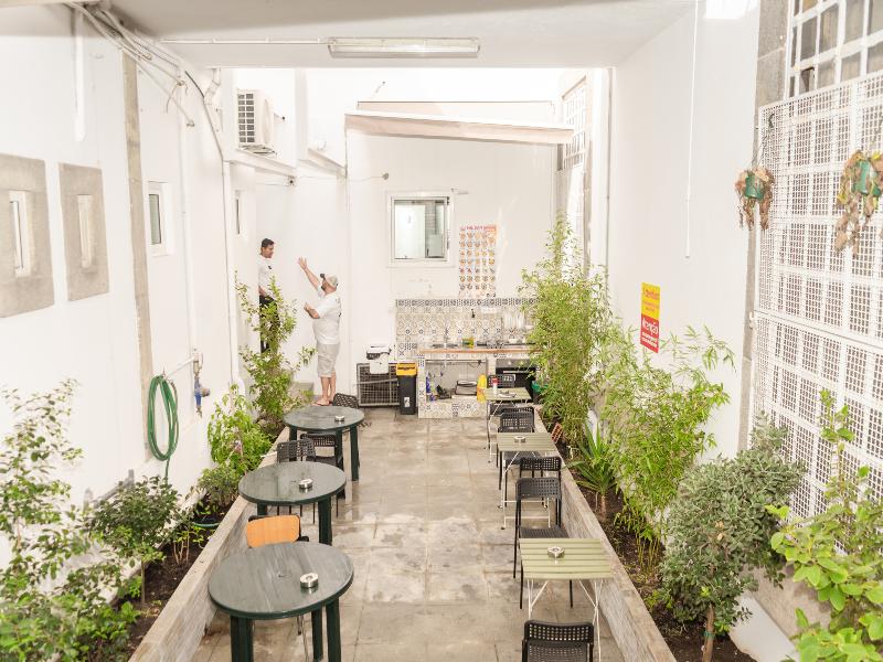 Fantasy Hostel Porto image