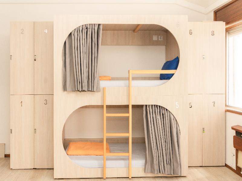 Fantasy Hostel Porto image