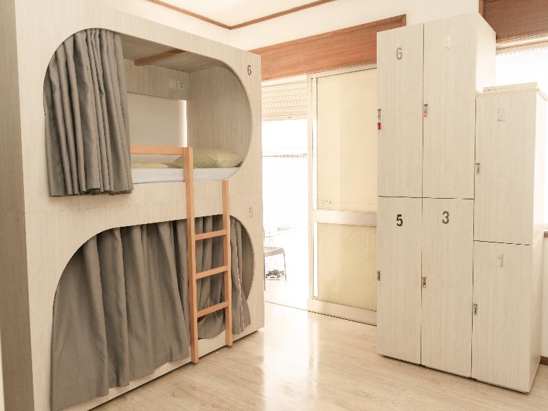 Fantasy Hostel Porto image