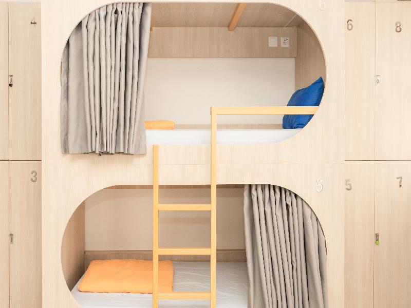 Fantasy Hostel Porto image