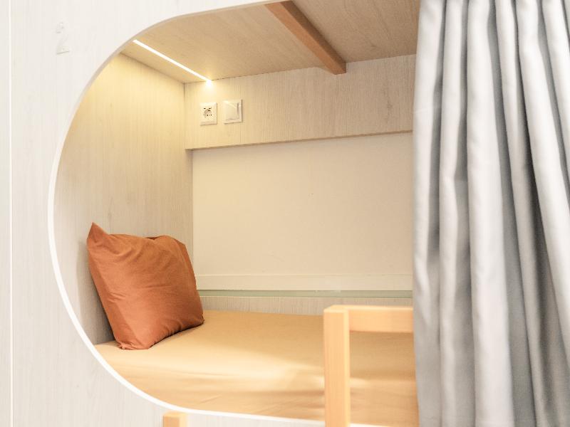 Fantasy Hostel Porto image