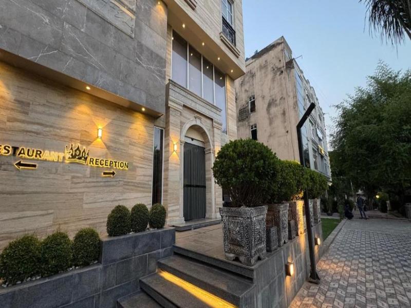 Taj Signature Hotel image