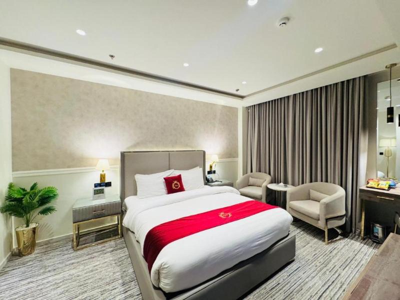 Taj Signature Hotel image