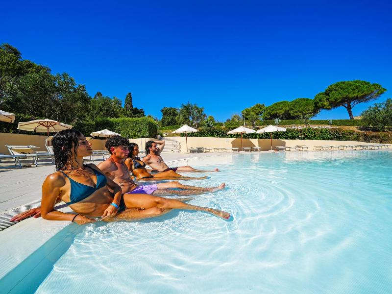 Hotiday Torre Santo Stefano Resort image