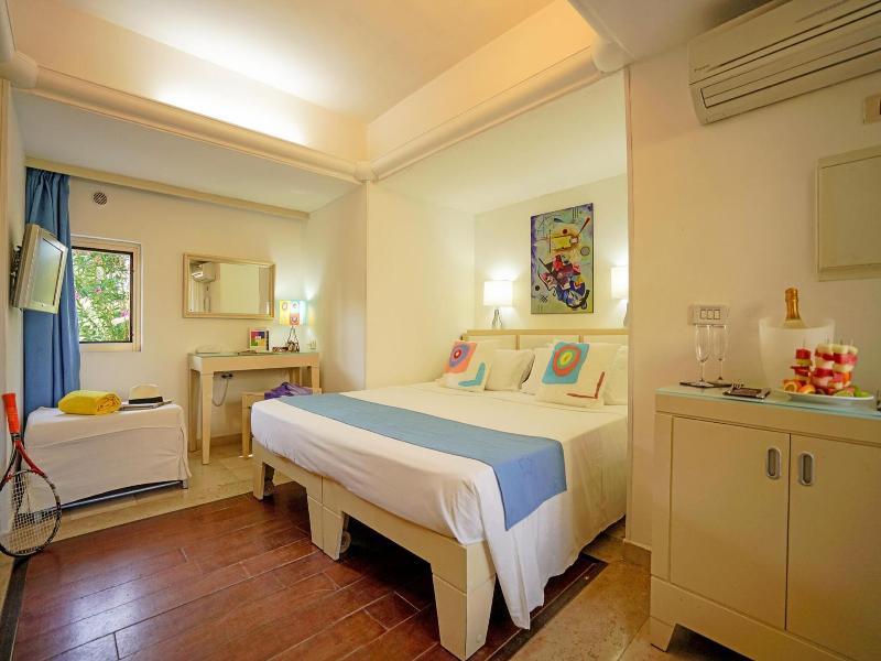 Hotiday Torre Santo Stefano Resort image