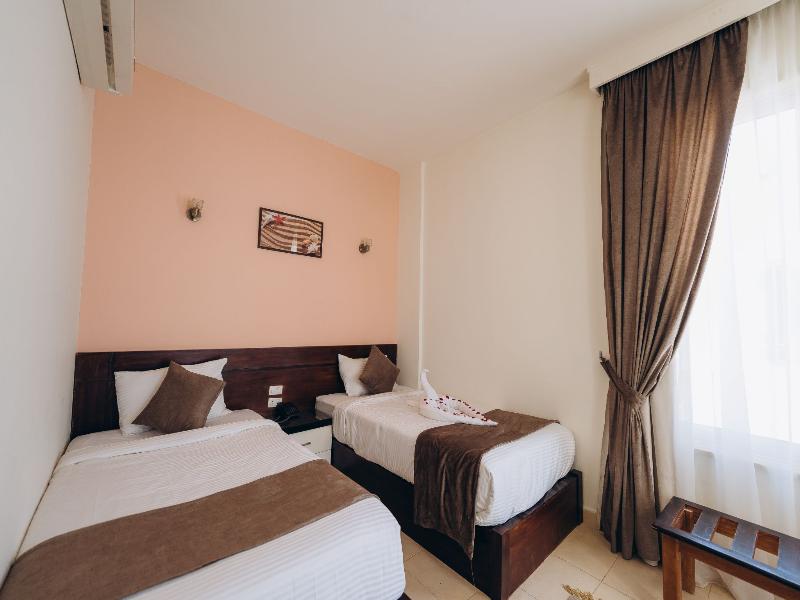 Fantasia Hotel image