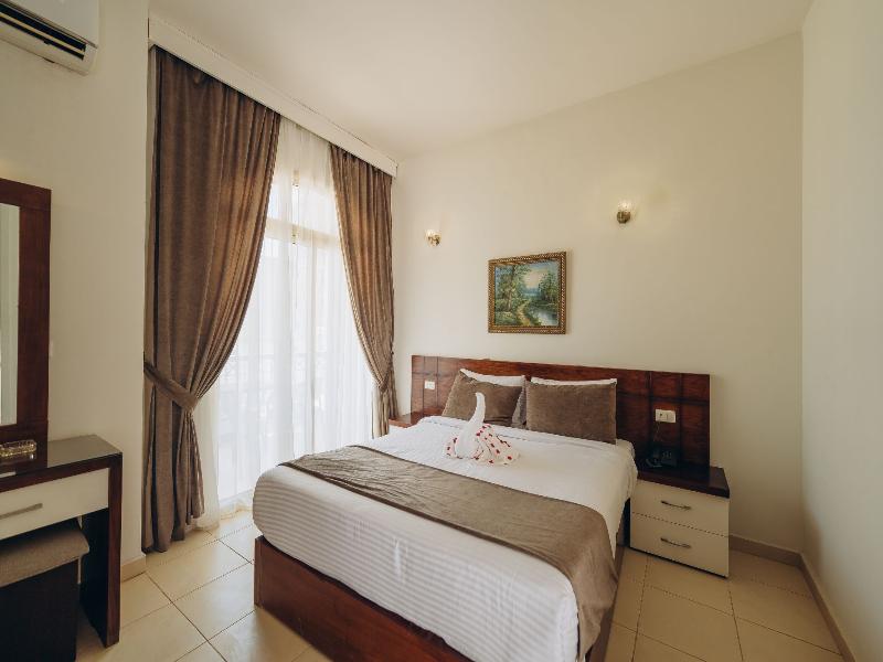 Fantasia Hotel image