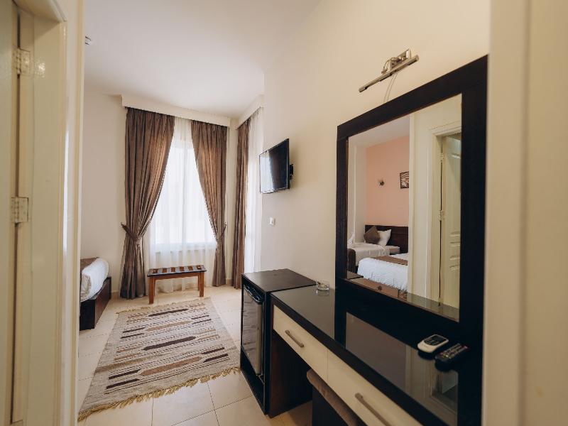 Fantasia Hotel image