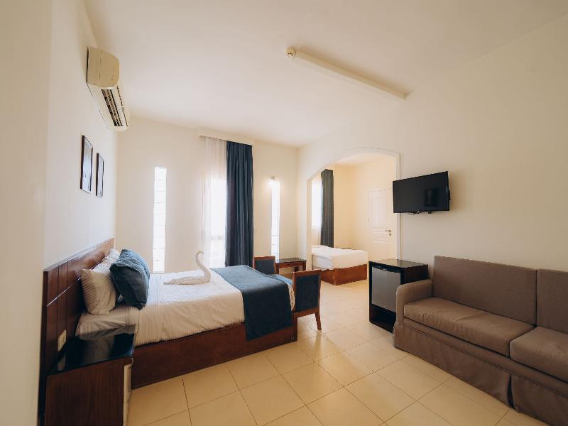Fantasia Hotel image