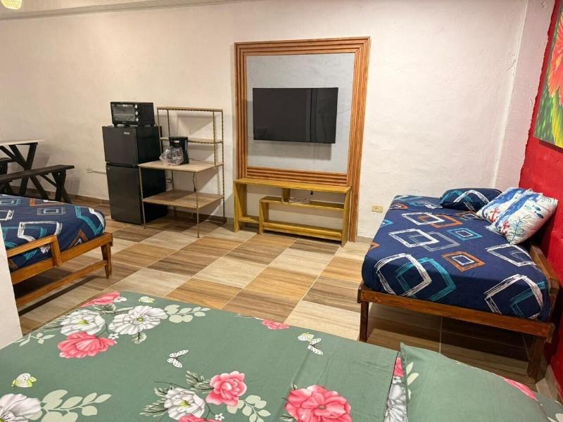 Vicina Maris Beach Lodge
