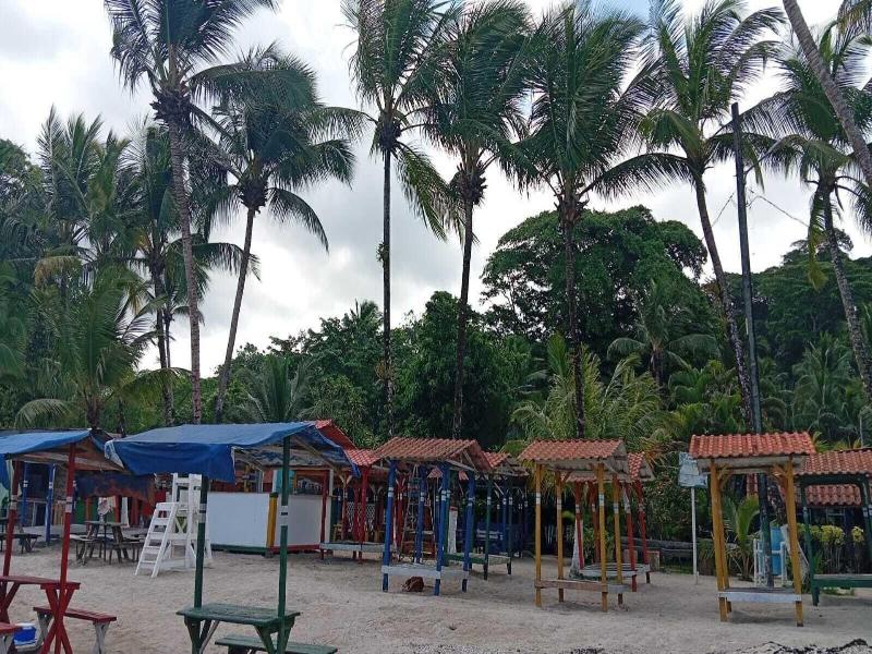 Vicina Maris Beach Lodge
