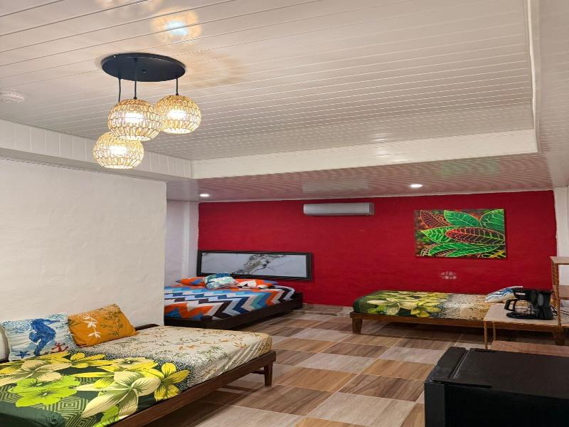 Vicina Maris Beach Lodge