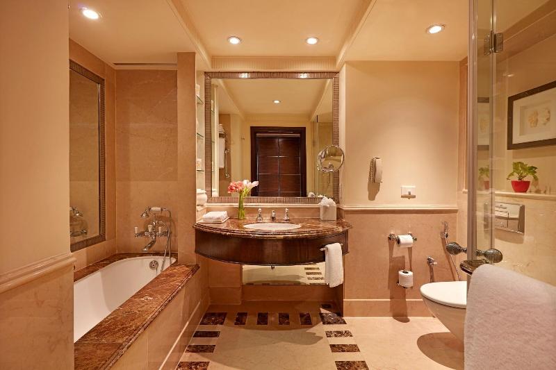Itc Maratha