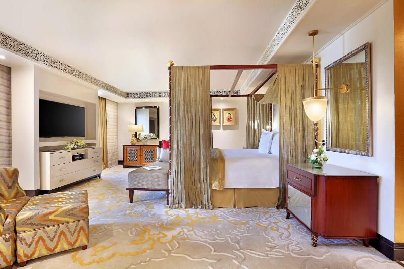 Itc Maratha