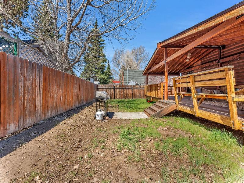 Country Club Chalet image
