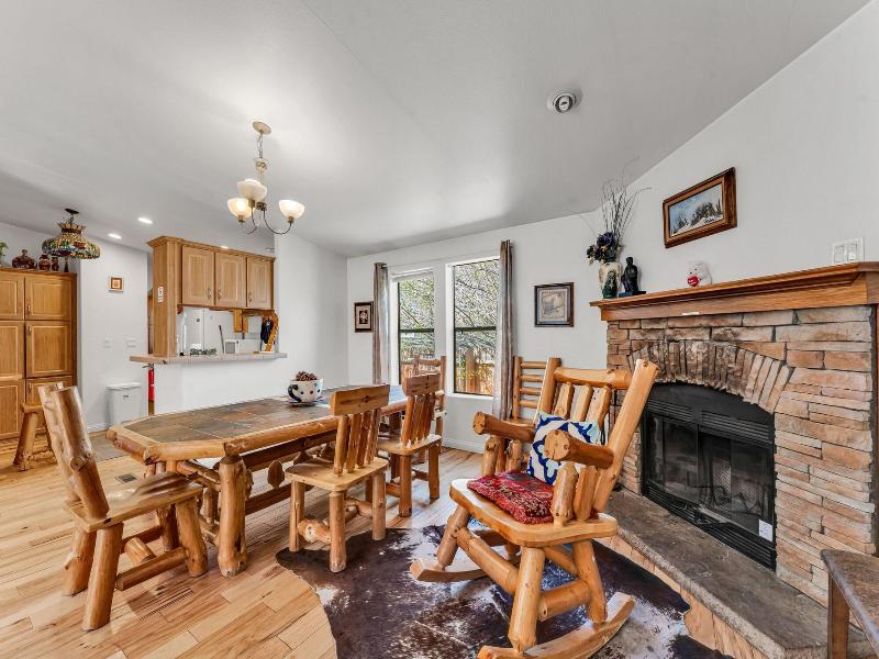 Country Club Chalet image