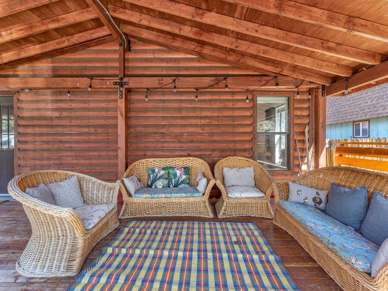 Country Club Chalet image