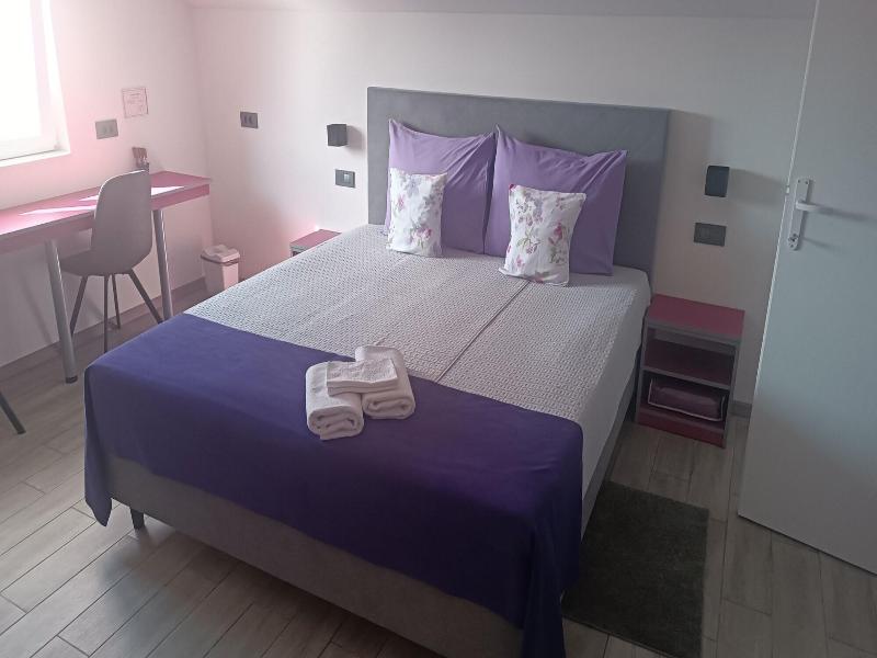 Rooms Jelak image