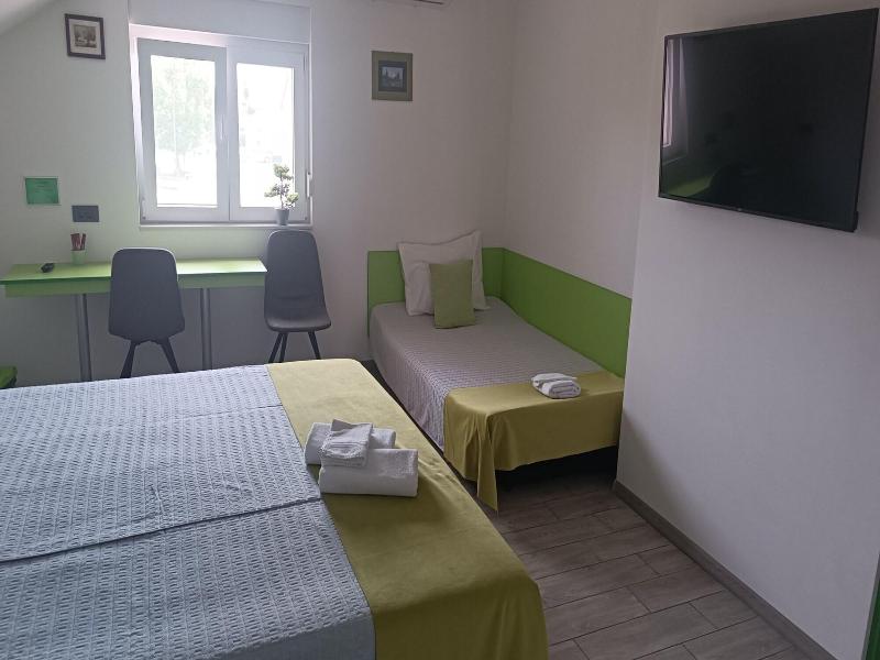 Rooms Jelak image