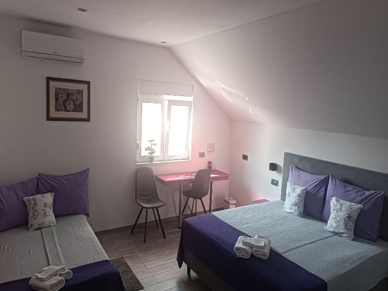 Rooms Jelak image