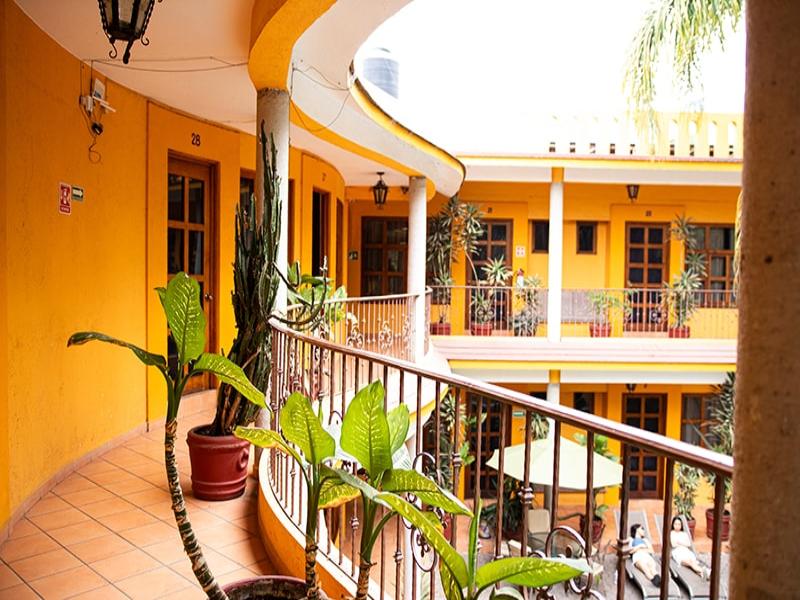 Hotel Plaza Del Sol