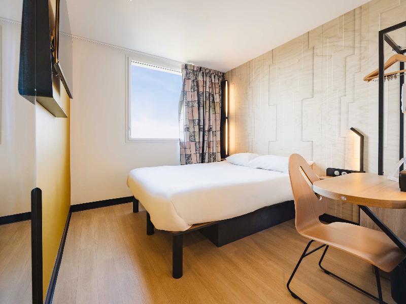 B&b Hotel Rennes Liffré image