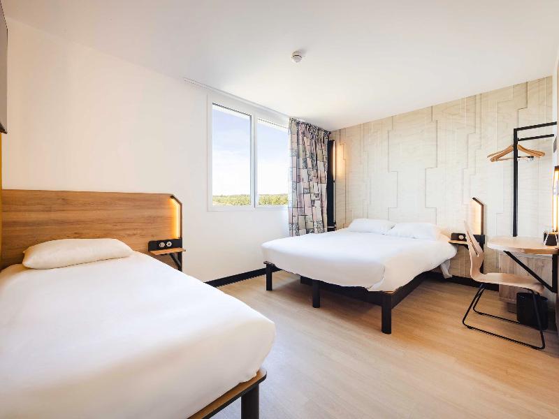 B&b Hotel Rennes Liffré image