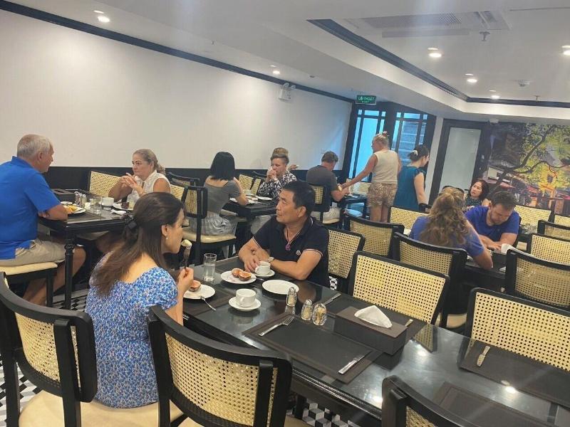 Aquarius Premium Hotel image