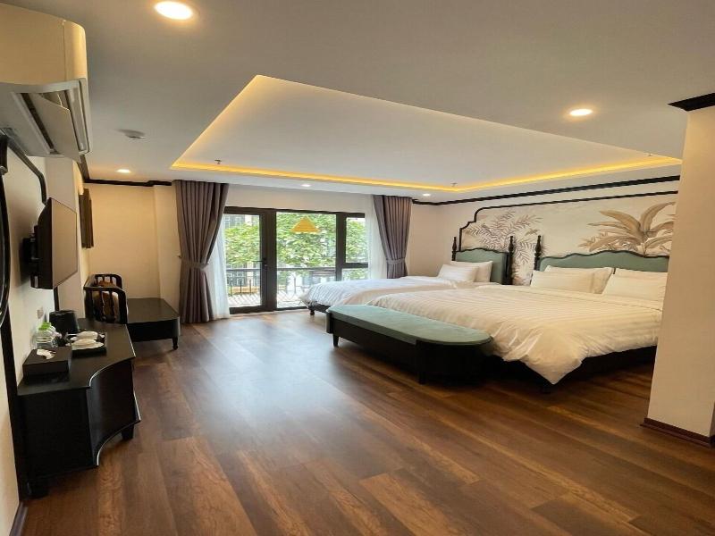 Aquarius Premium Hotel image