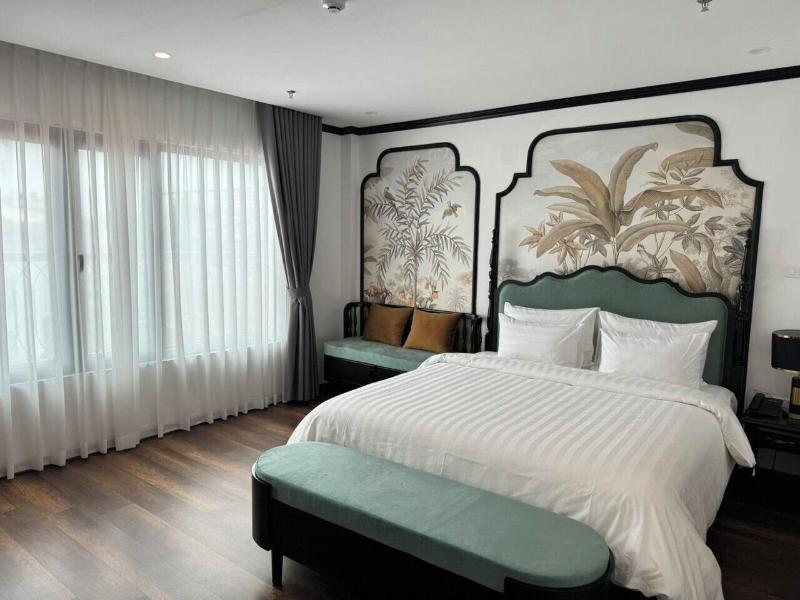 Aquarius Premium Hotel image