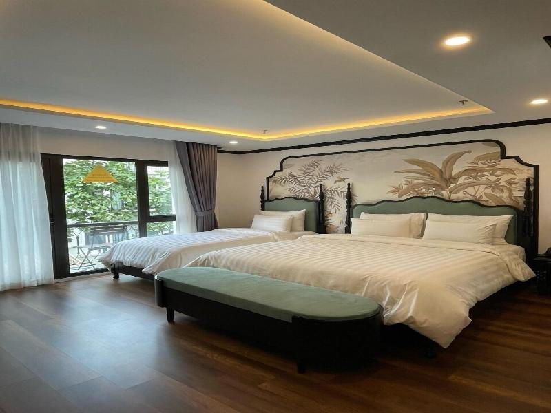 Aquarius Premium Hotel image