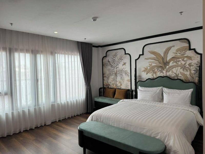 Aquarius Premium Hotel image