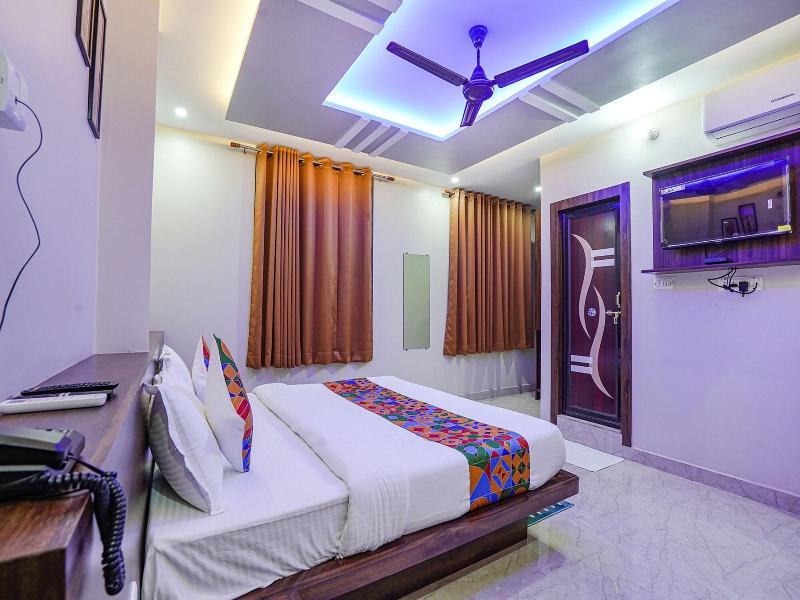 Hotel Nandini Grand image