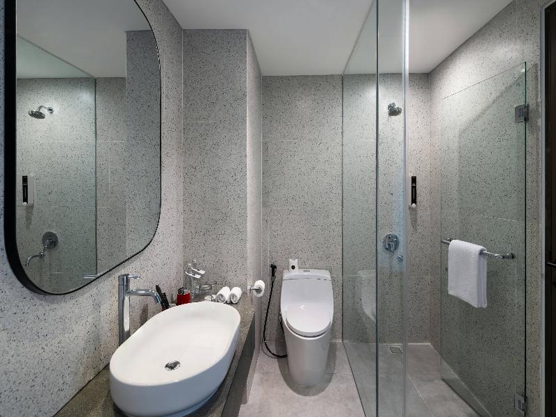 Hotel Neo Kota Baru Parahyangan image