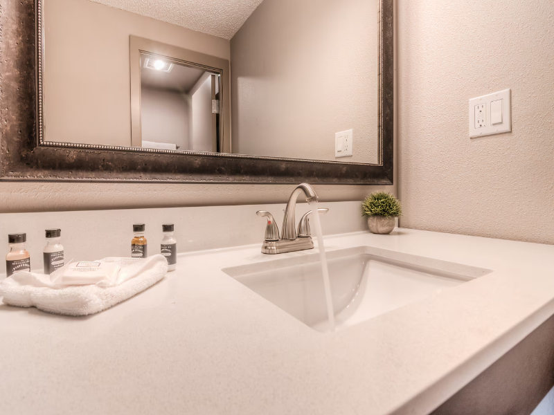 The Hotel Y, A Dazzler Select By Wyndham image