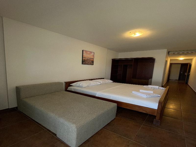 Vue Mer Hotel image