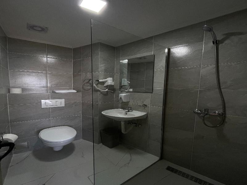 Vue Mer Hotel image