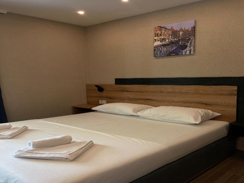 Vue Mer Hotel image