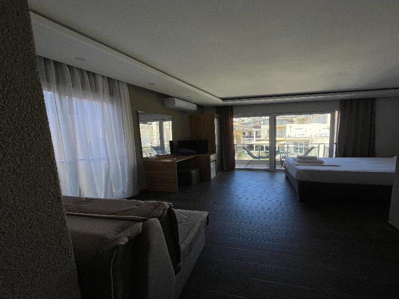 Vue Mer Hotel image